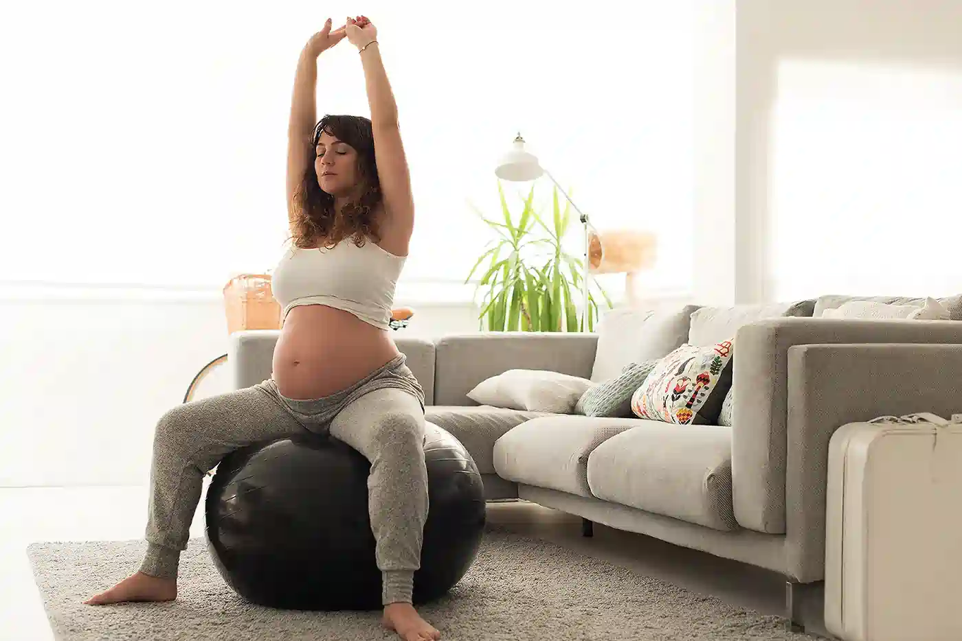 How to Support Your Core Safely During Pregnancy Worthing